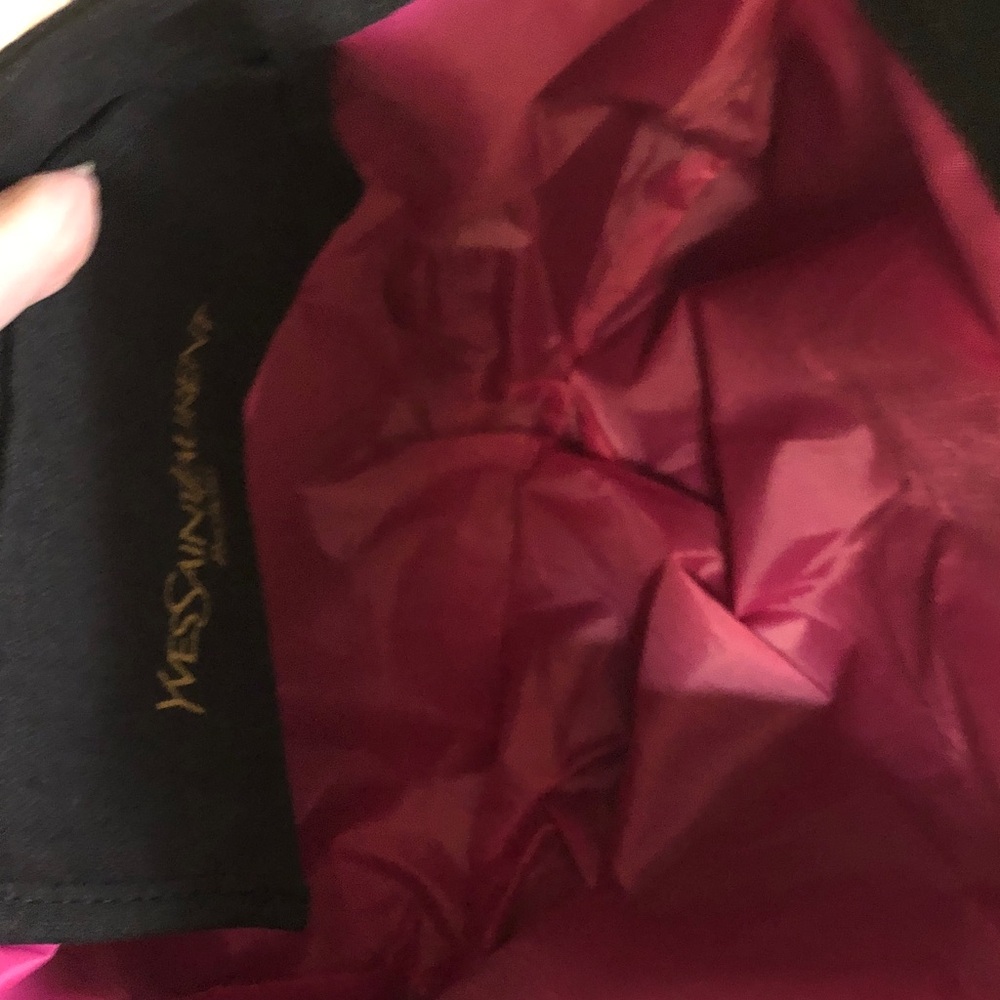 Yves Saint Laurent Black Tote with Gold Logo - Picture 4 of 6